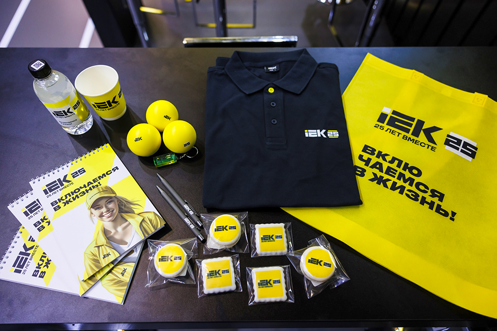 7_0R8A8490.jpg 7_0R8A8490.jpg