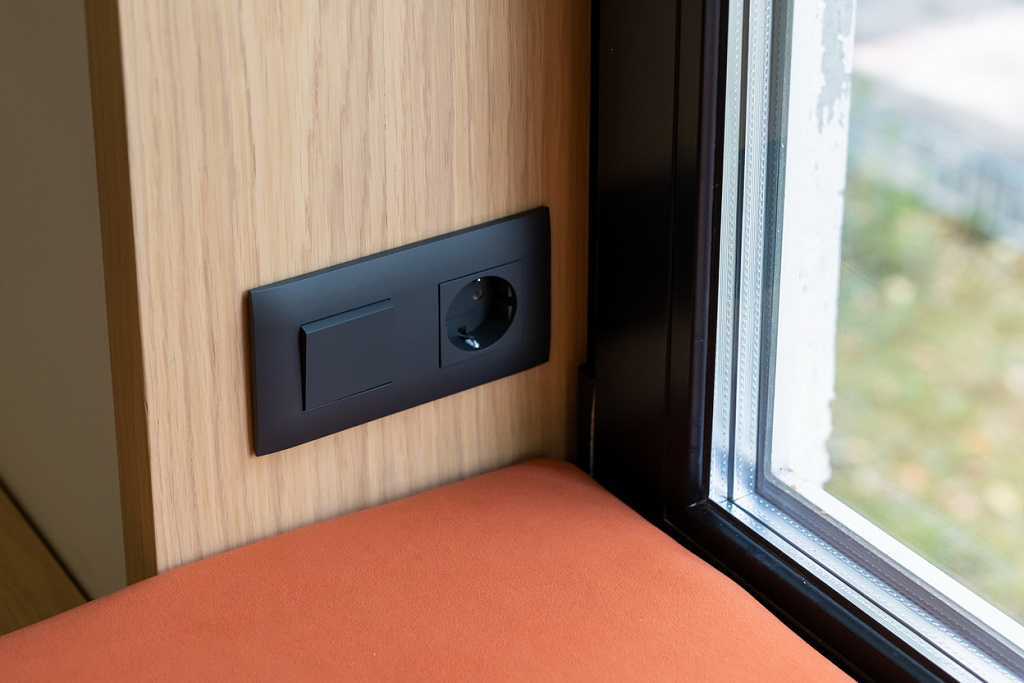 CHE03058-HDR.jpg CHE03058-HDR.jpg